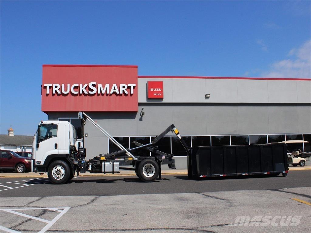 Isuzu FTR Грузовики-Контейнеровозы