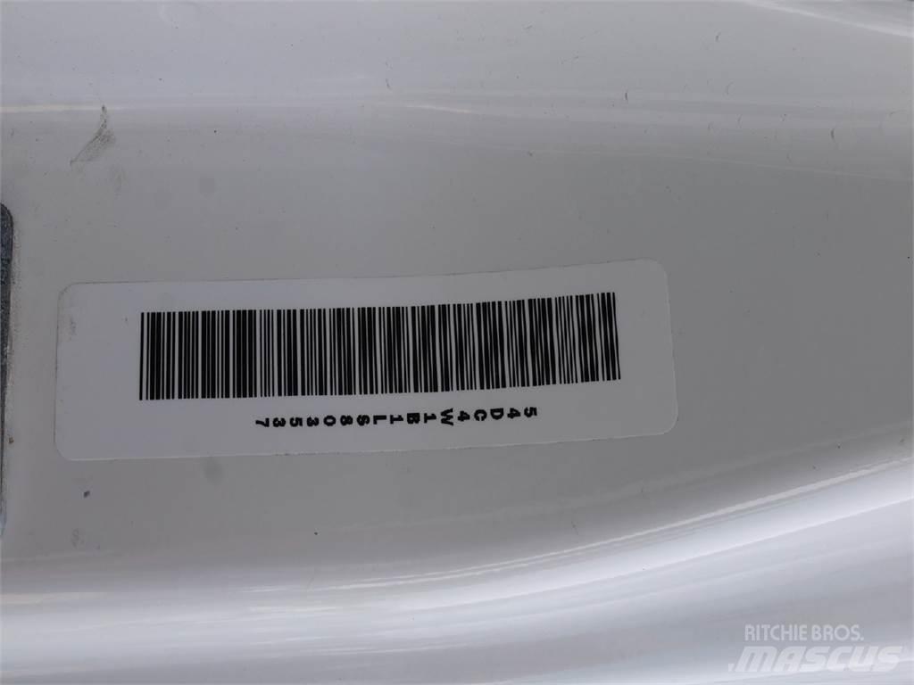 Isuzu NPR-HD Грузовики-Фургоны