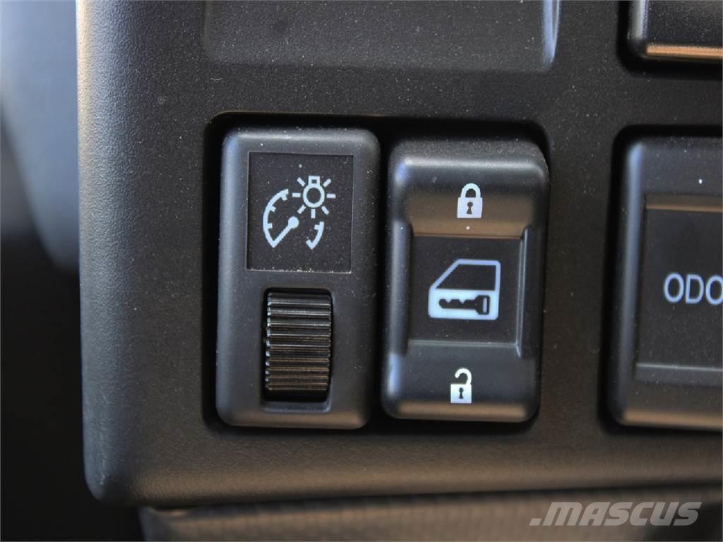 Isuzu NPR-HD Грузовики-Мультилифты
