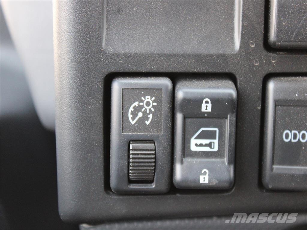 Isuzu NPR-HD Грузовики-Мультилифты