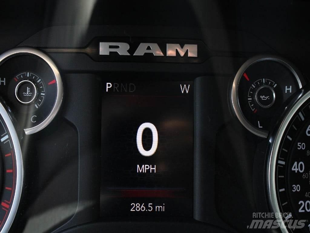 RAM 3500 Грузовики-Самосвалы