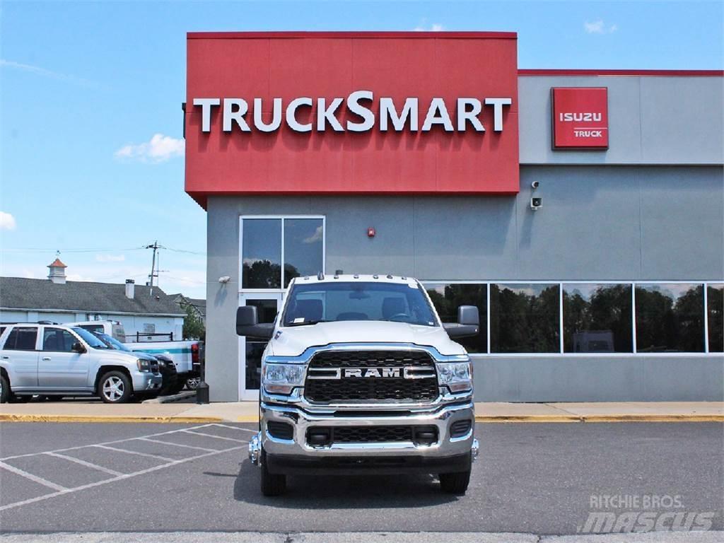 RAM 3500 Грузовики-Самосвалы