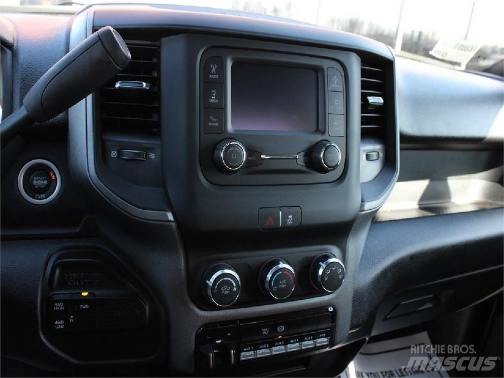 RAM 5500 Грузовики-Самосвалы