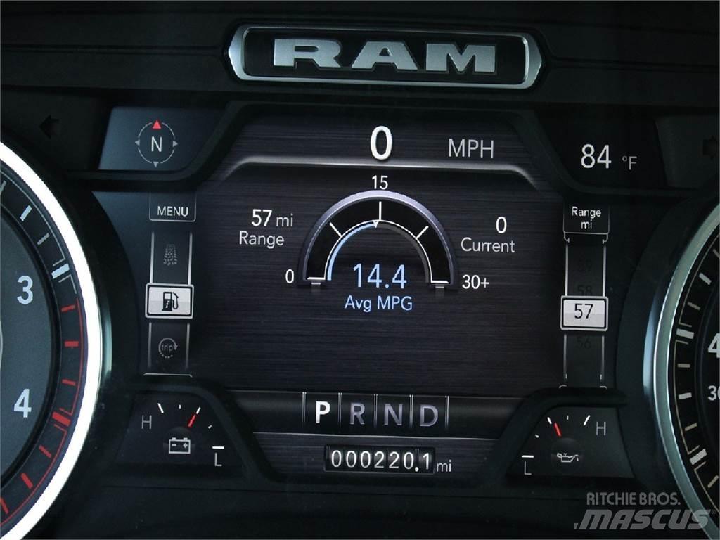 RAM 5500 Грузовики-платформы/боковая разгрузка