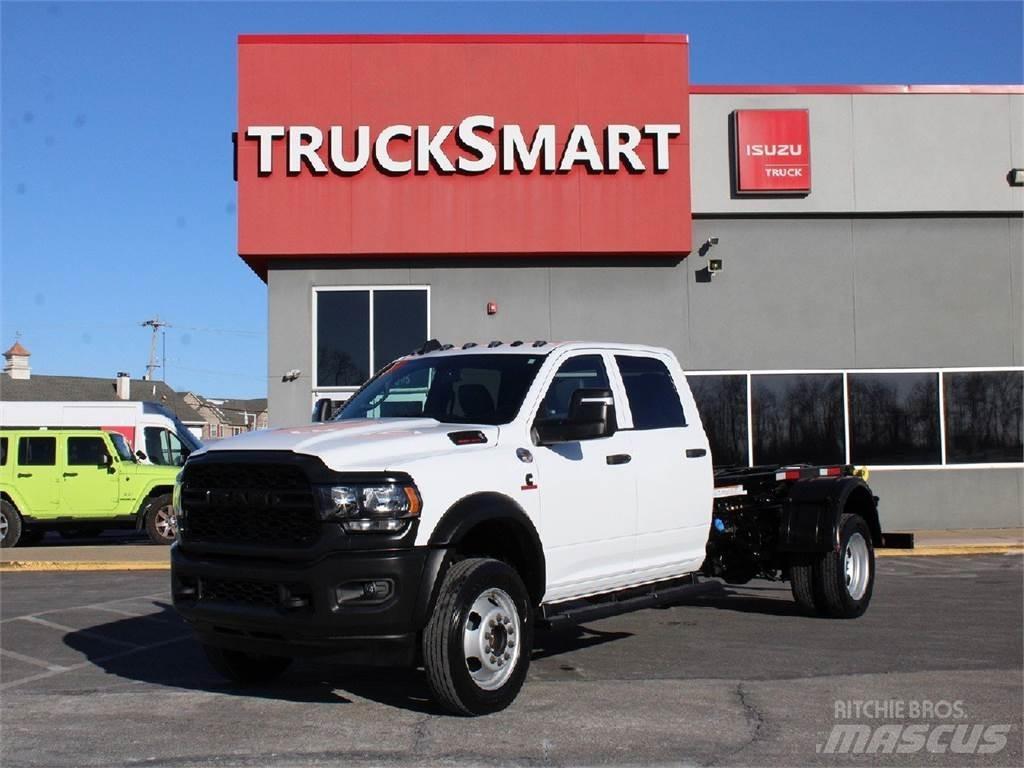RAM 5500 Грузовики-Самосвалы