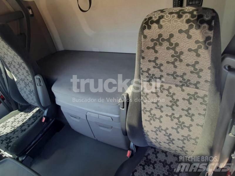 Scania S450 Седельные тягачи