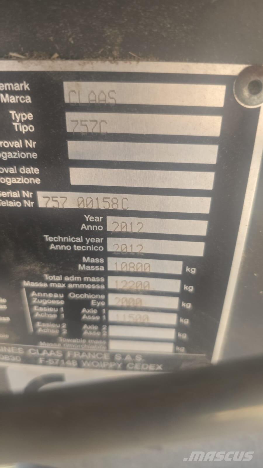 CLAAS 3300 Тюковые пресс-подборщики