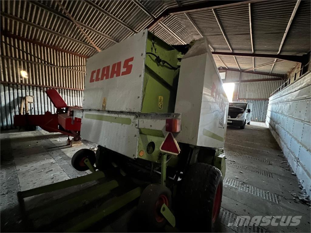 CLAAS VARIANT 260 Тюковые пресс-подборщики