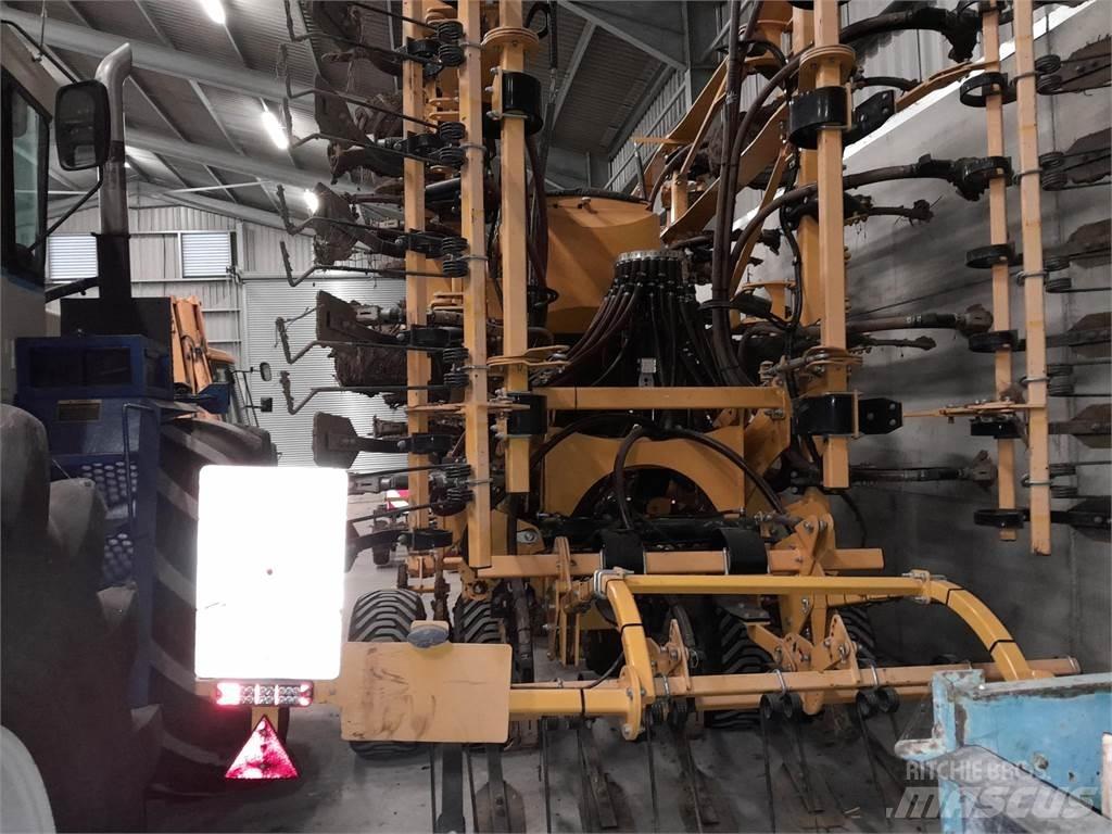 Claydon 8M TRAILED Сельхозтехника - Другие
