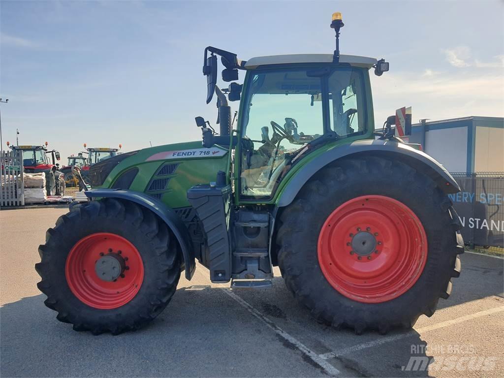 Fendt 718 VARIO S4 Трактора