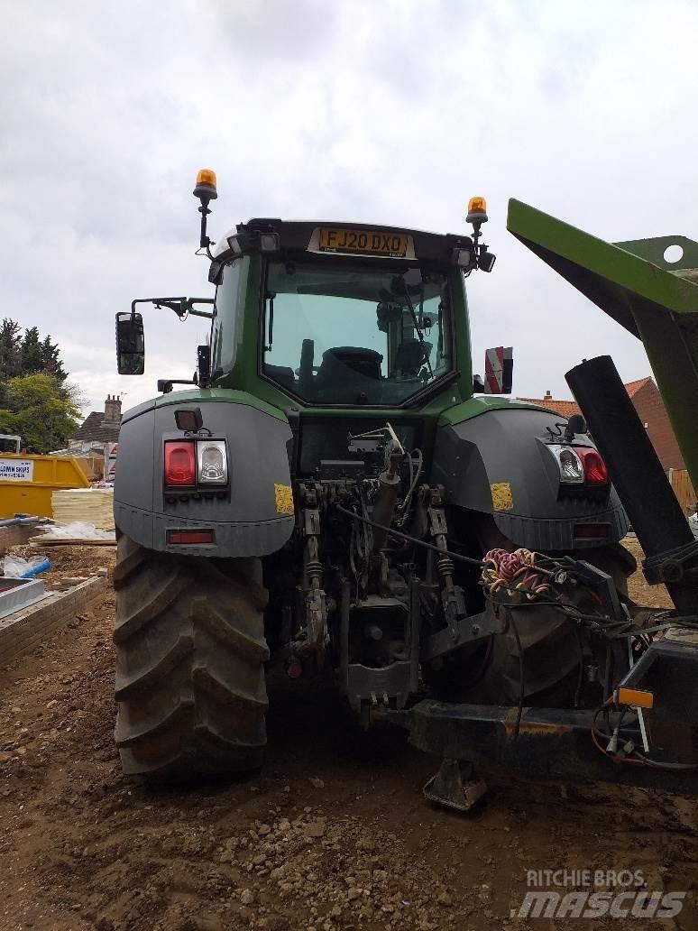 Fendt 828 VARIO Трактора