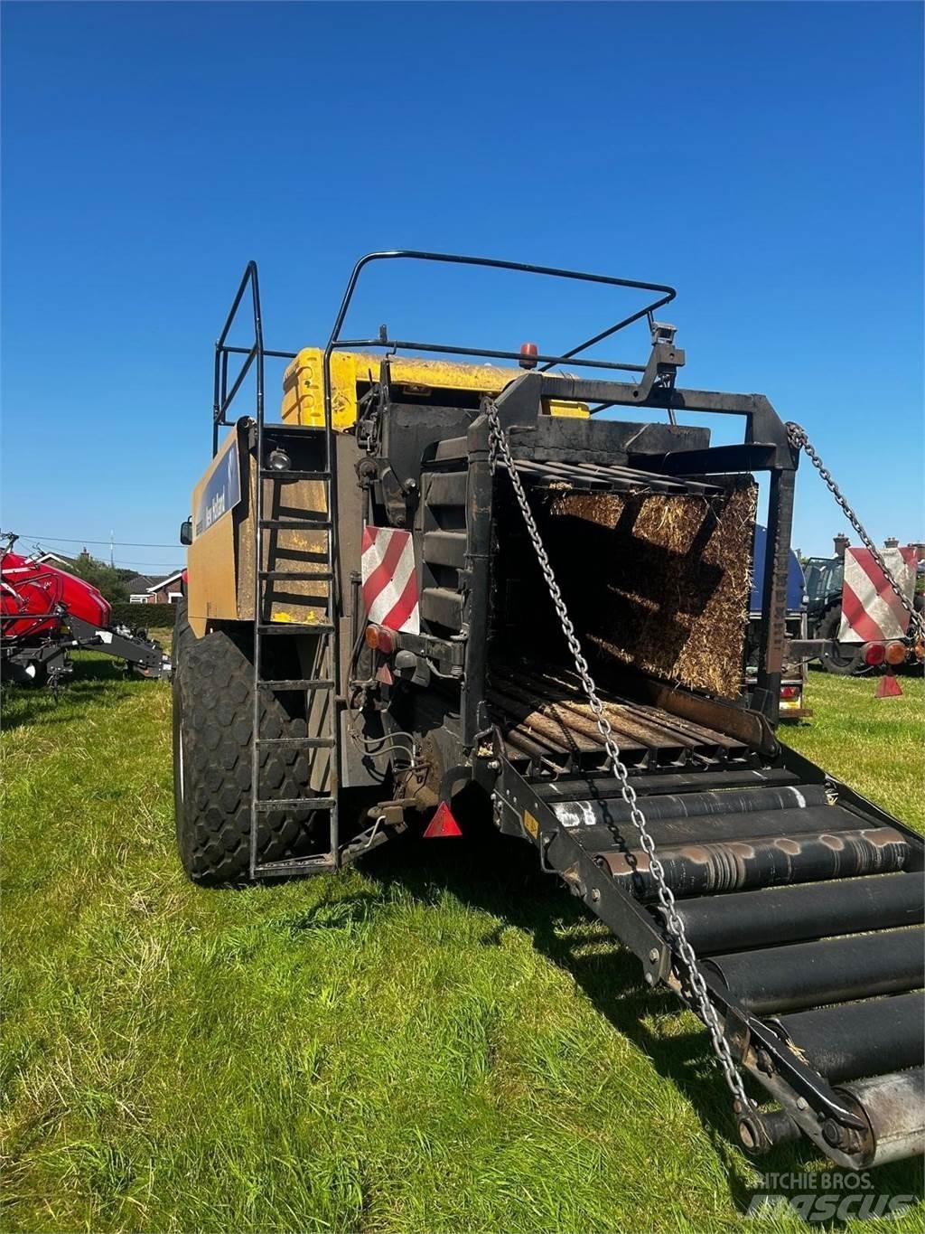 New Holland BB9090 Тюковые пресс-подборщики