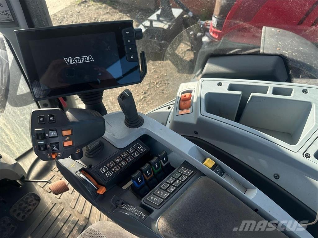 Valtra T234D Трактора