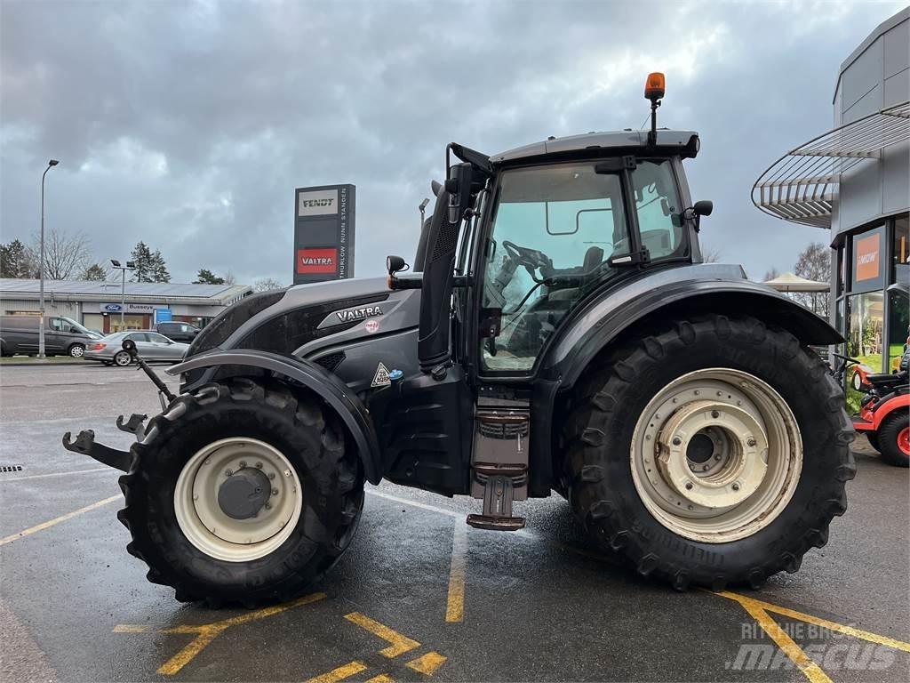 Valtra T254V Трактора