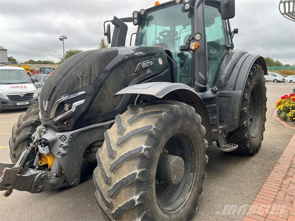 Valtra T255V Трактора
