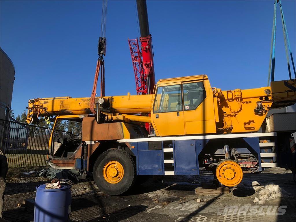 Liebherr LTM 1030-2 Автокраны