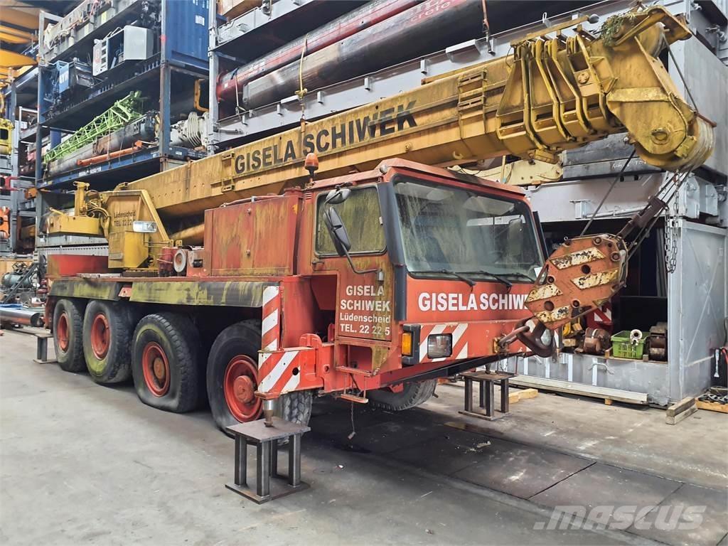Liebherr LTM 1050 Автокраны