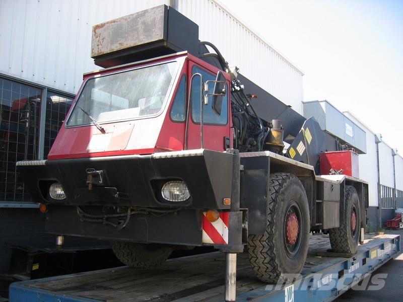 P&H S 15 for parts Автокраны
