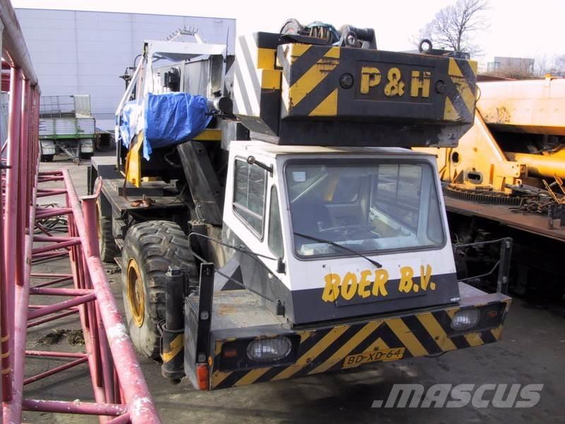 P&H S35 for parts Автокраны