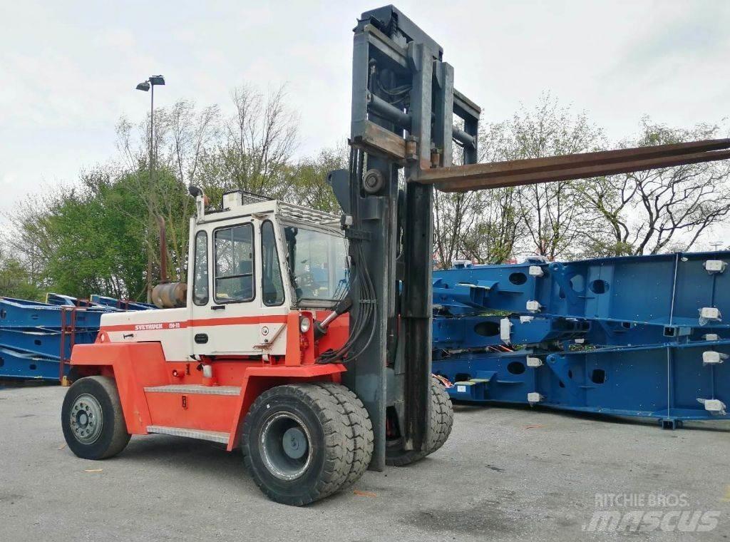 Svetruck 13,6-120-32 Дизельные погрузчики