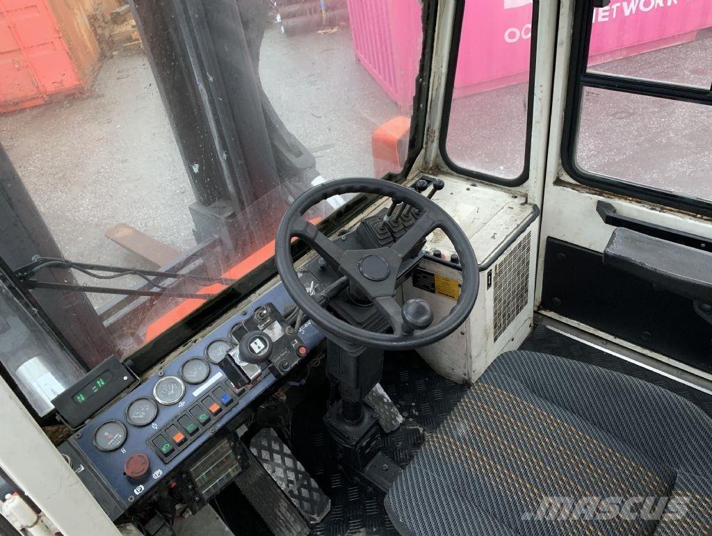 Svetruck 13,6-120-32 Дизельные погрузчики