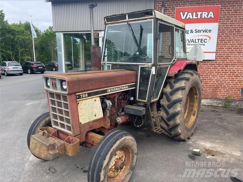 IH 784 Трактора
