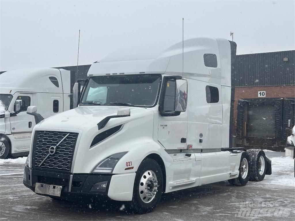 Volvo VNL760 Седельные тягачи