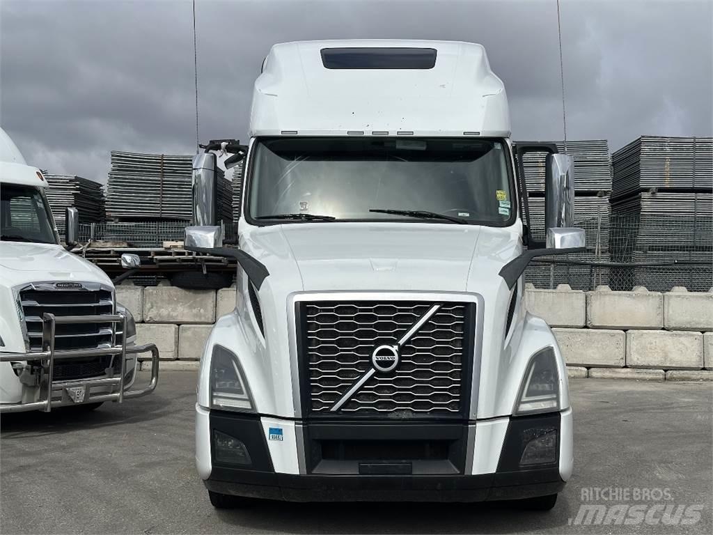Volvo VNL760 Седельные тягачи