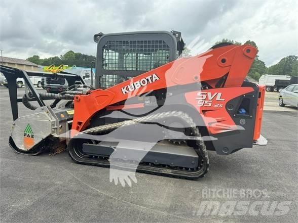 Kubota SVL95-2S Лесовые мулчеры