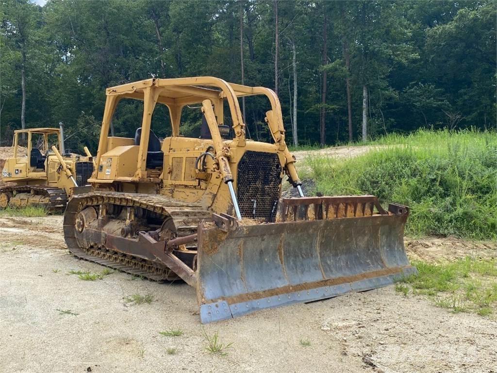 CAT D6D Строительная техника - Другие