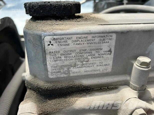 CAT DP30K Строительная техника - Другие