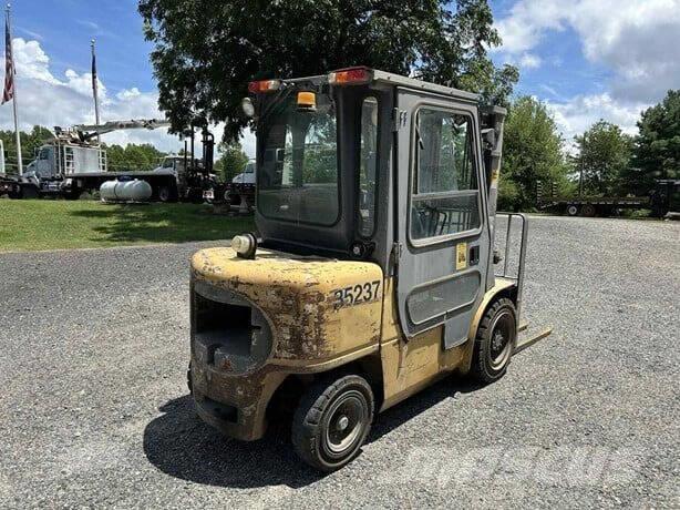 CAT DP30K Строительная техника - Другие