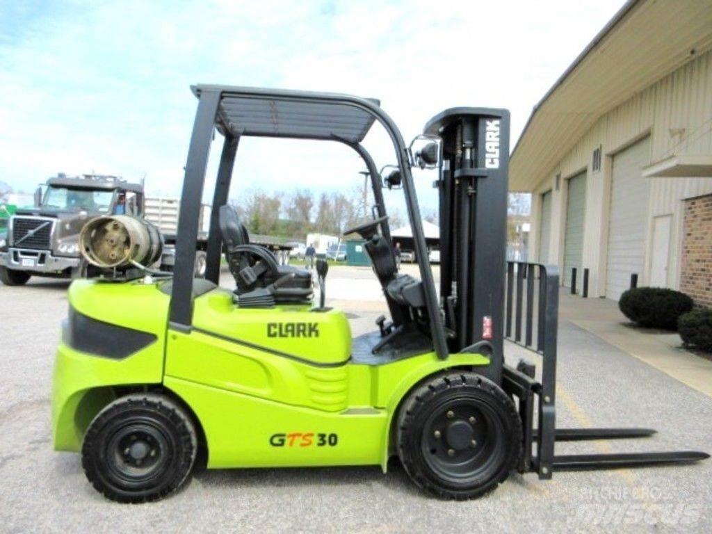 Clark GTS30L Строительная техника - Другие