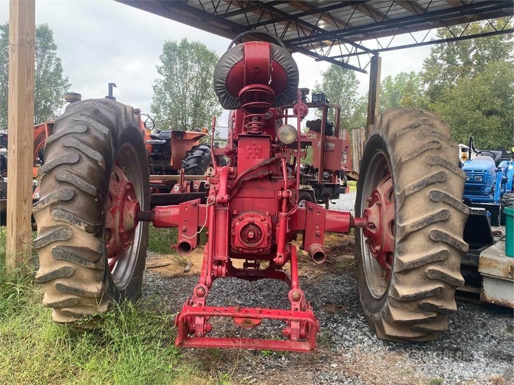 Farmall 400 Строительная техника - Другие