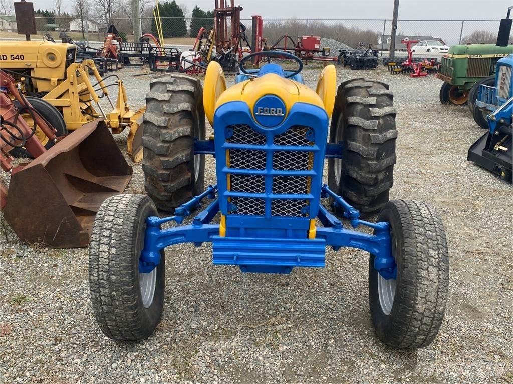 Ford 4000 Строительная техника - Другие