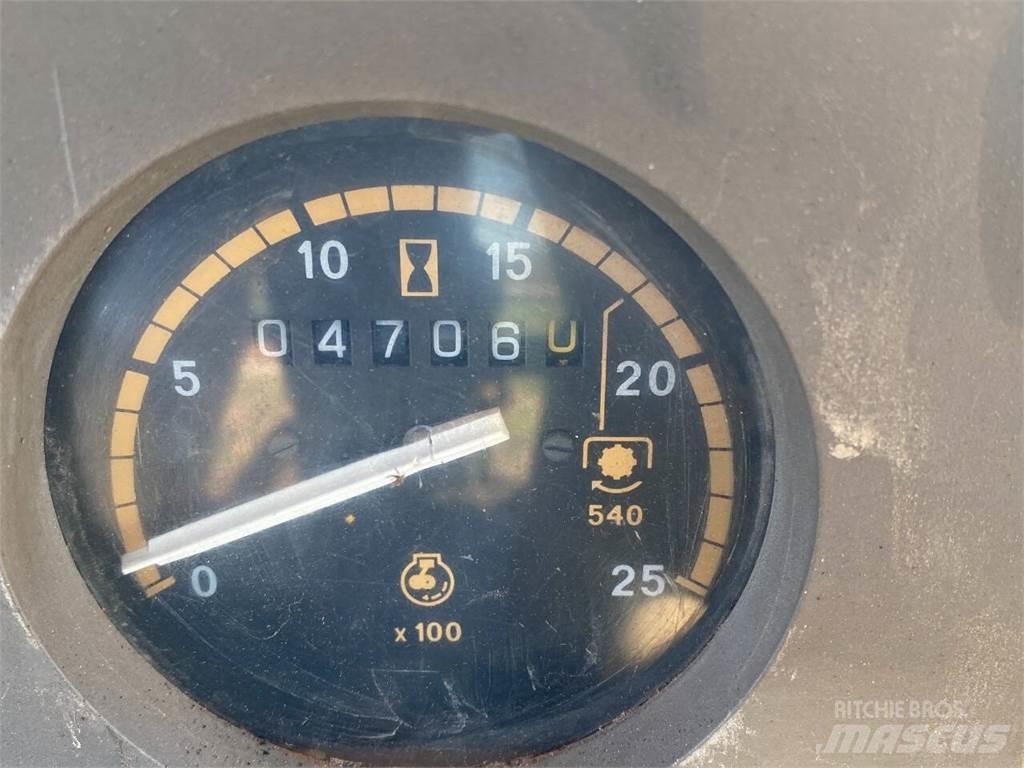 Ford 575D Строительная техника - Другие
