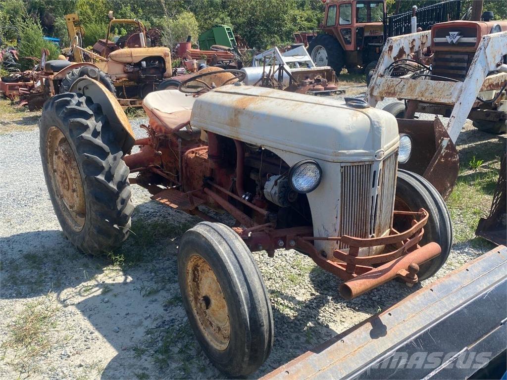 Ford 8N Строительная техника - Другие