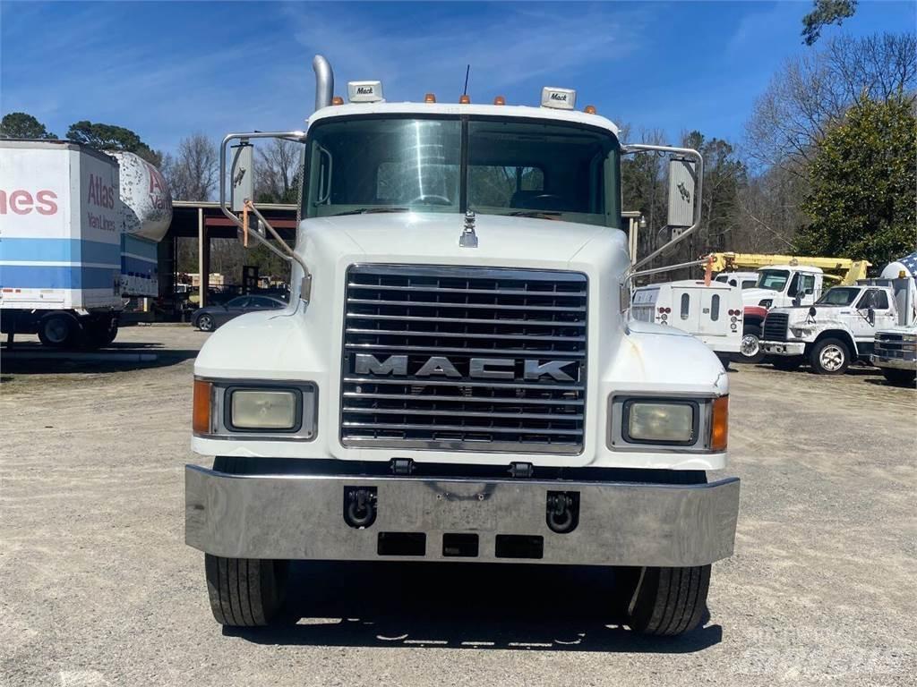 Mack CH613 Строительная техника - Другие