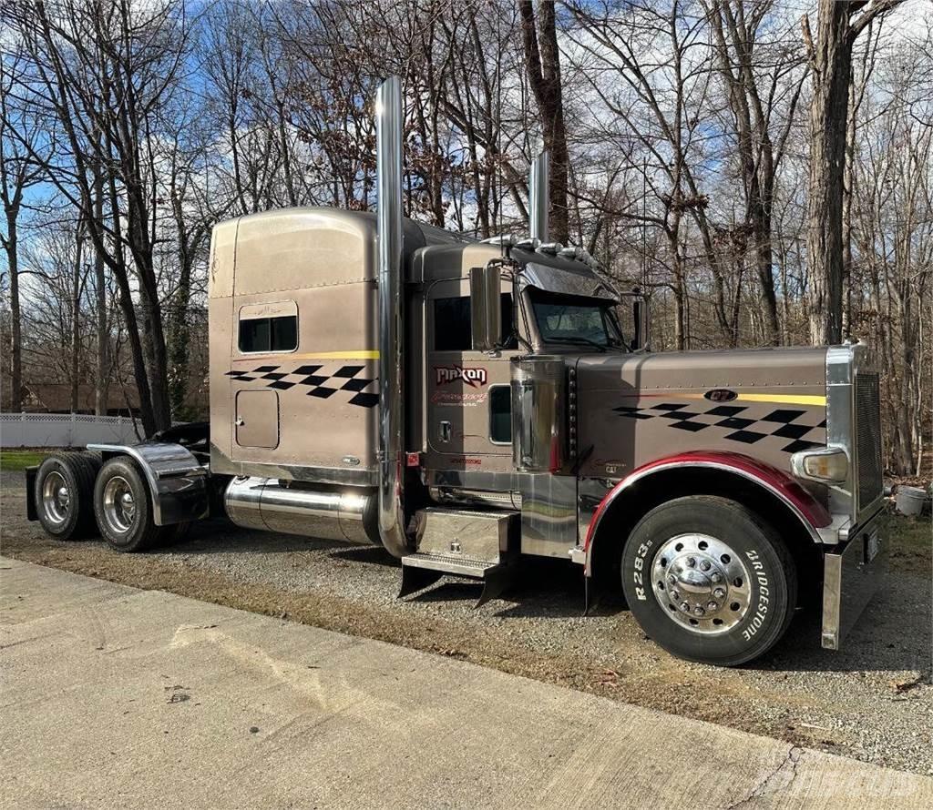 Peterbilt 379 Строительная техника - Другие
