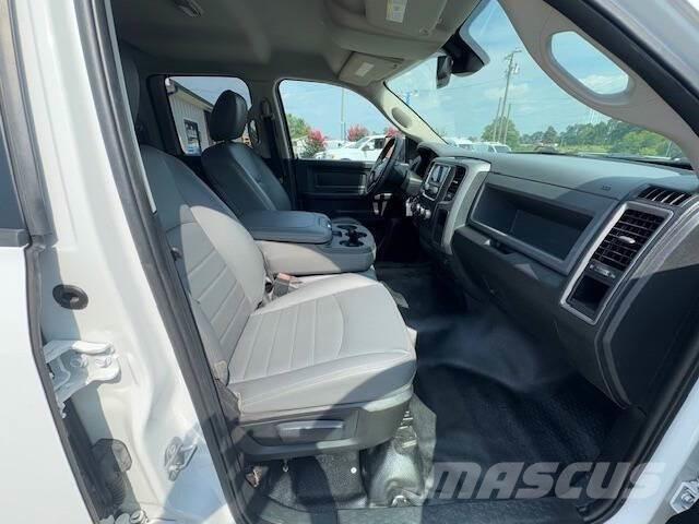 RAM 1500 Строительная техника - Другие