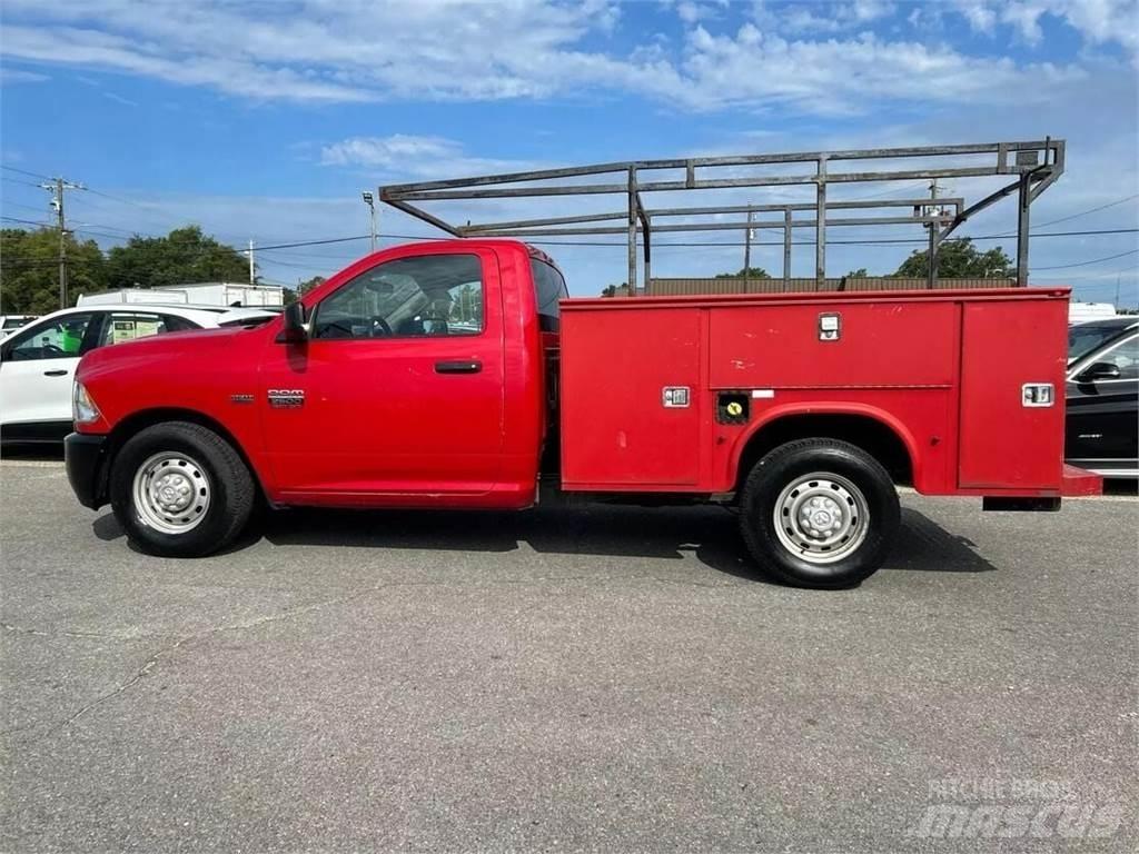 RAM 2500 Строительная техника - Другие