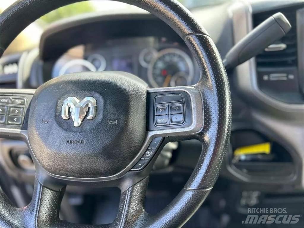 RAM 3500 Строительная техника - Другие