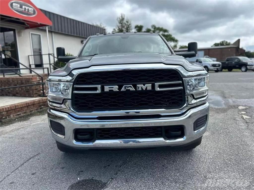 RAM 3500 Строительная техника - Другие