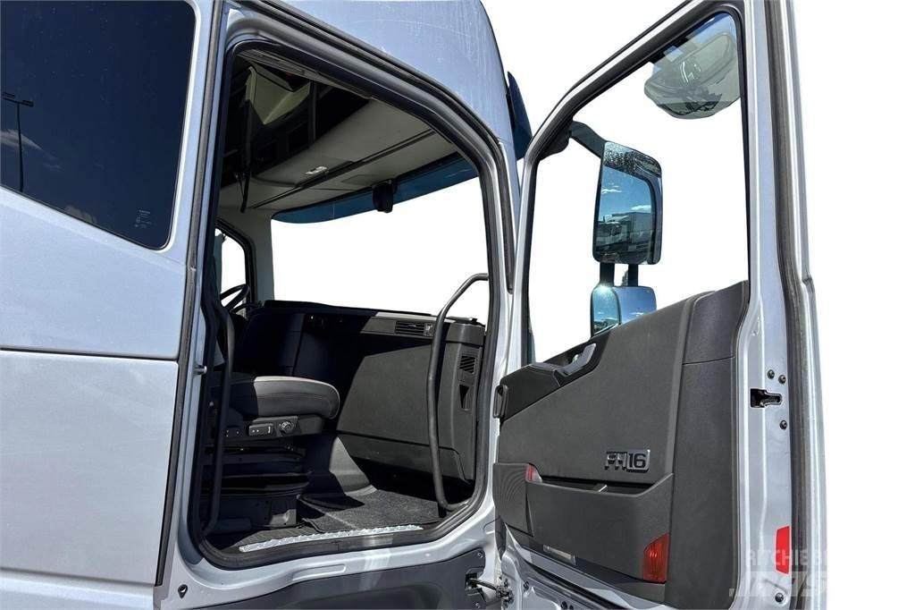 Volvo FH 16 650 Мультилифты