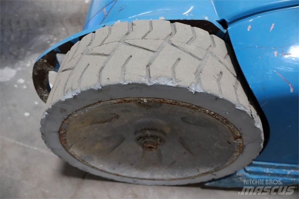 Genie GR26J Вертикальные мачтовые подъемники