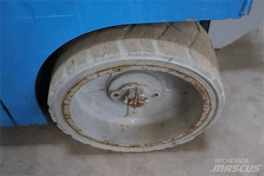 Genie GS1532 Ножничные подъемники