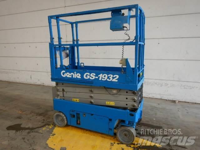 Genie GS1932 Ножничные подъемники