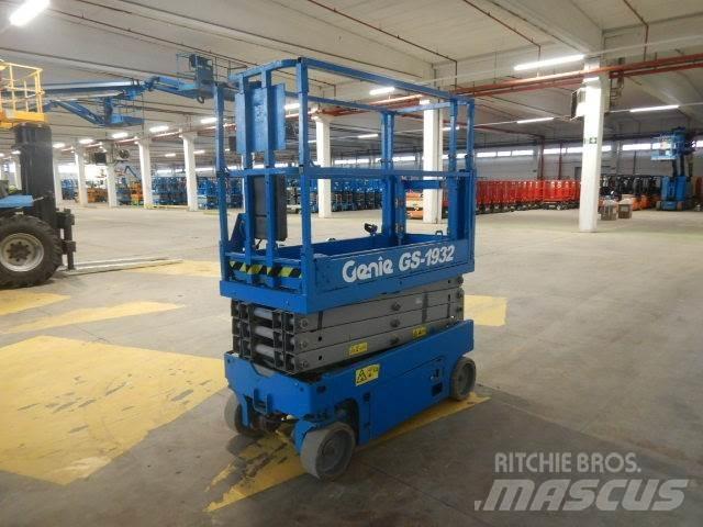 Genie GS1932 Ножничные подъемники