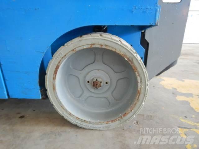 Genie GS2032 Ножничные подъемники