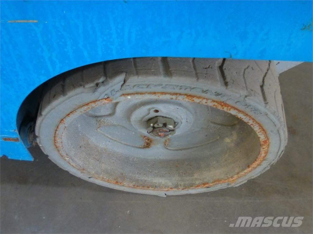 Genie GS2032 Ножничные подъемники